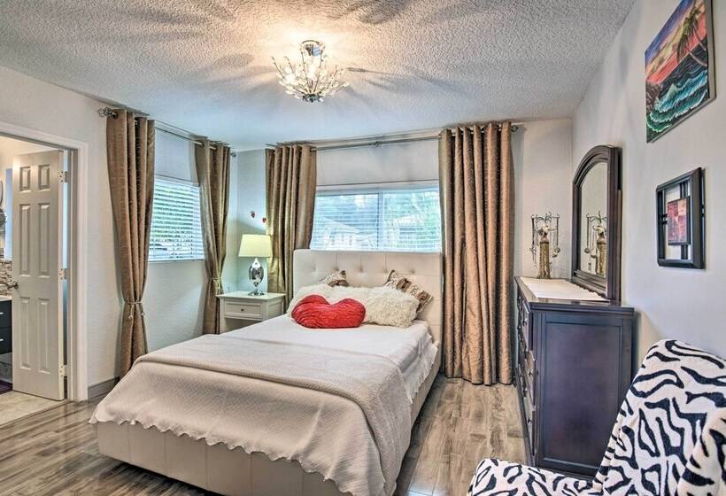 Shady & Eclectic Fort Lauderdale Dwelling W/ Yard!