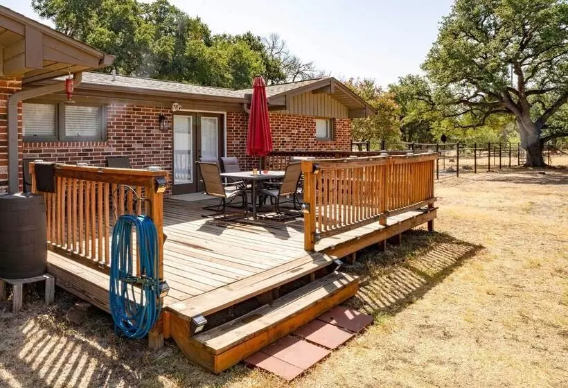 Spacious New Braunfels Escape W/ Private Deck!