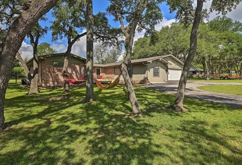 Spacious New Braunfels Escape W/ Private Deck!