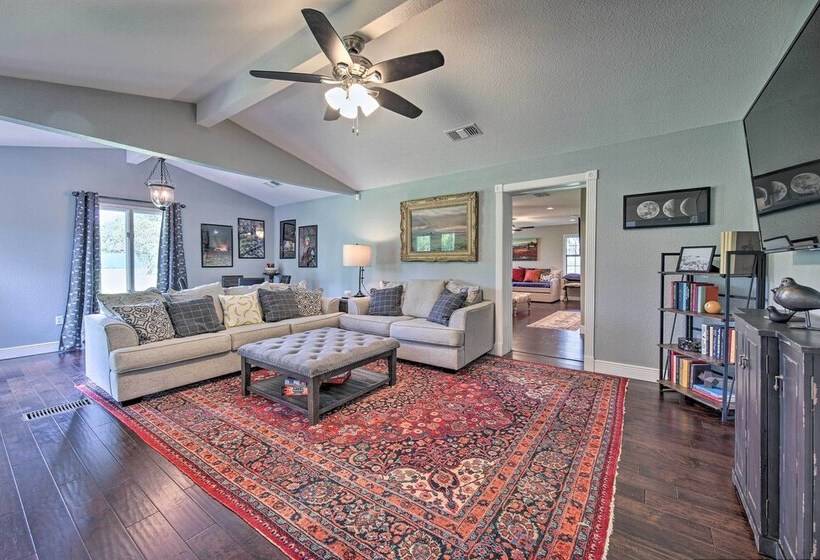 Spacious New Braunfels Escape W/ Private Deck!