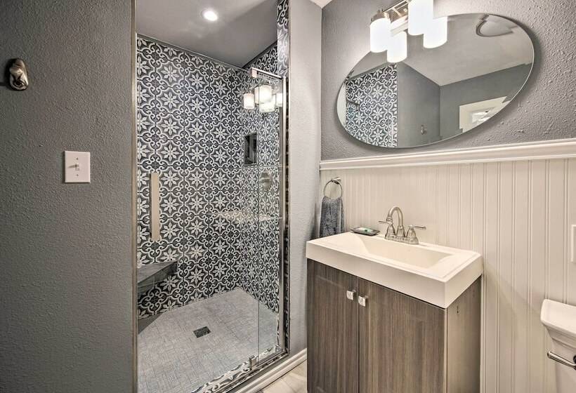 Spacious New Braunfels Escape W/ Private Deck!