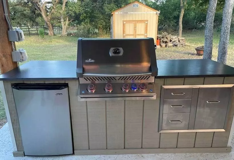 Spacious New Braunfels Escape W/ Private Deck!