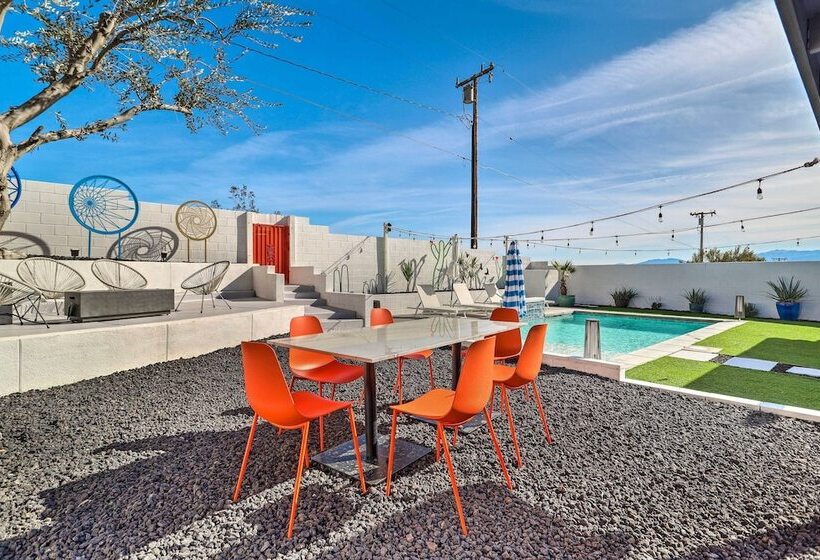 Stunning Desert Hot Springs Home W/ Pool!