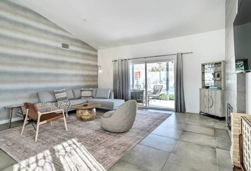 Stunning Desert Hot Springs Home W/ Pool!