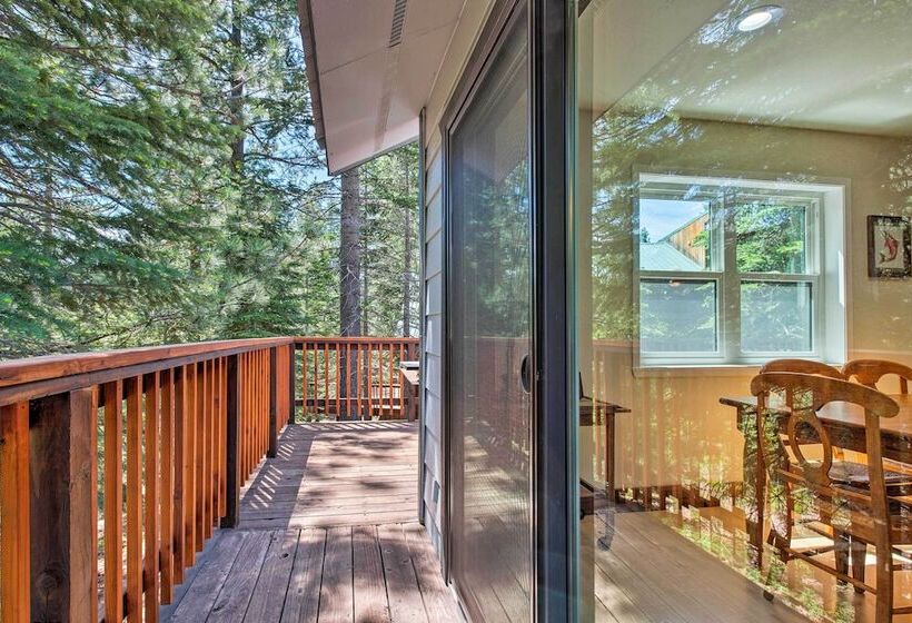 Tahoe Donner Escape: Under 15 Mi To 6 Ski Resorts!