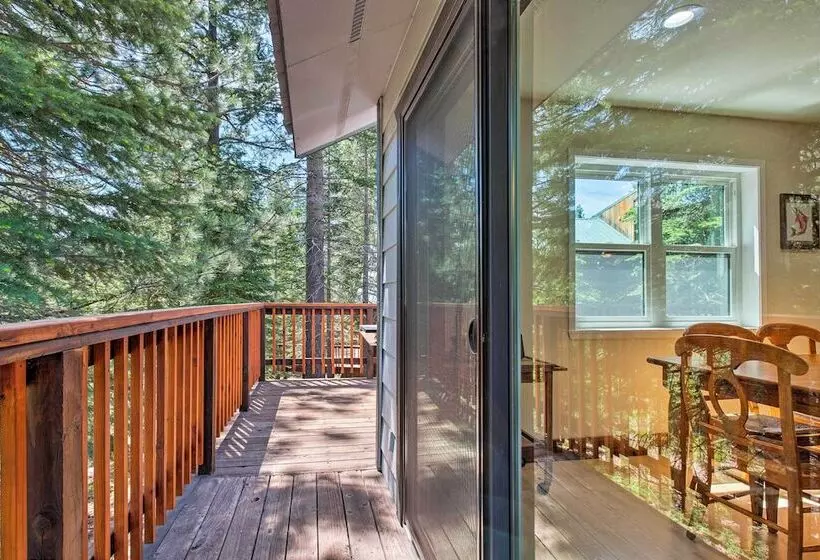 Tahoe Donner Escape: Under 15 Mi To 6 Ski Resorts!