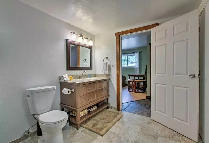 Tahoe Donner Escape: Under 15 Mi To 6 Ski Resorts!