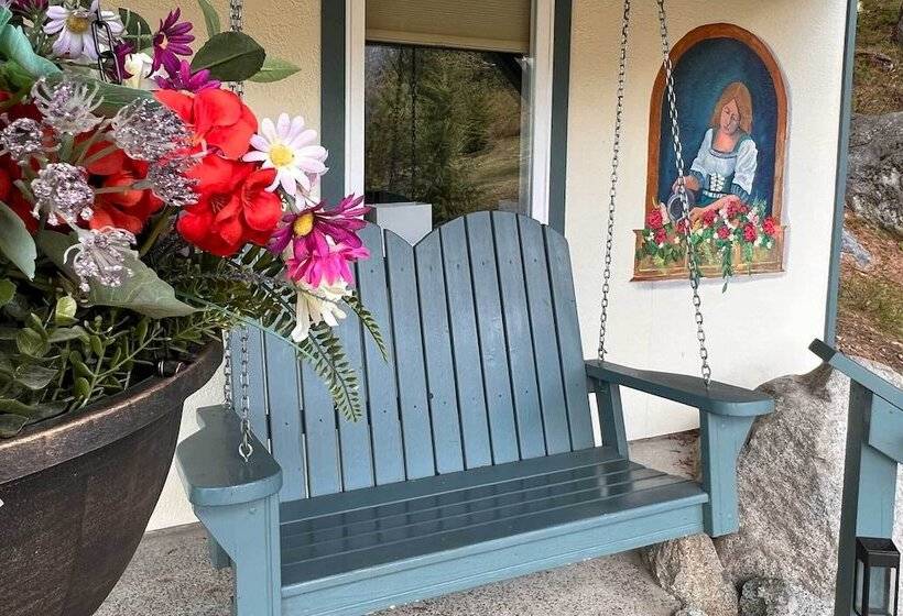 Tamarack Haus  Hot Tub & Ev Charging: Walk Dtwn!