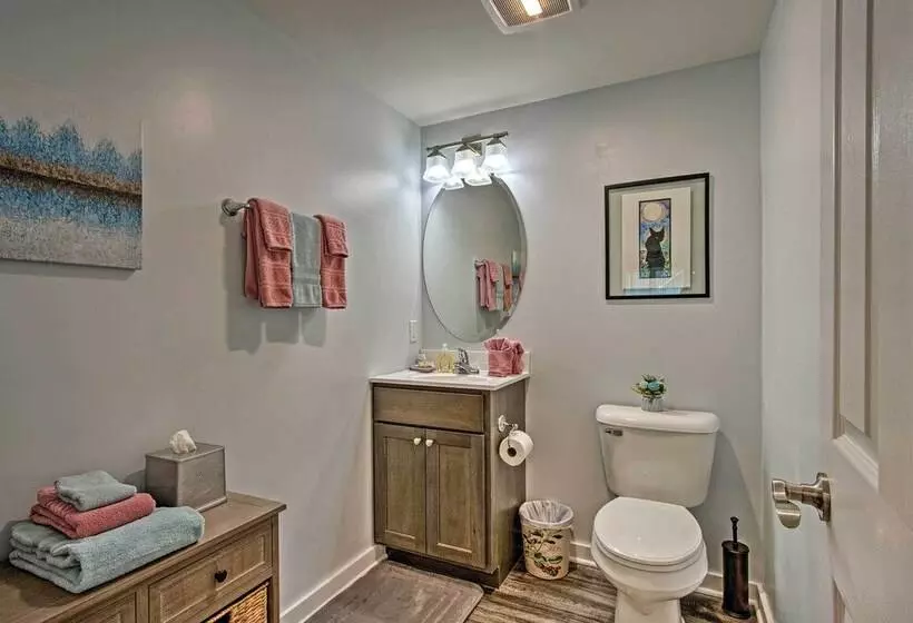 The Overlook Home: Water Views, Hiking & Boating