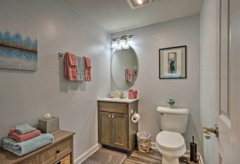 The Overlook Home: Water Views, Hiking & Boating