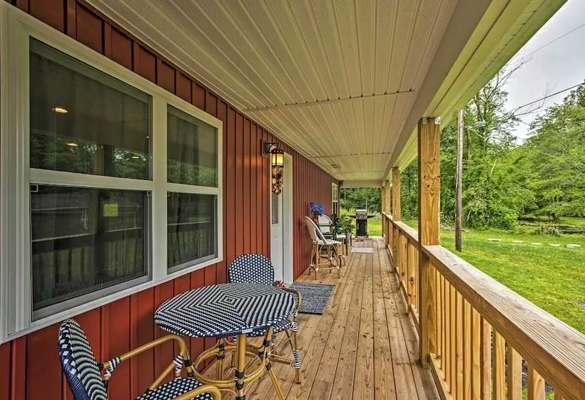 The Overlook Home: Water Views, Hiking & Boating