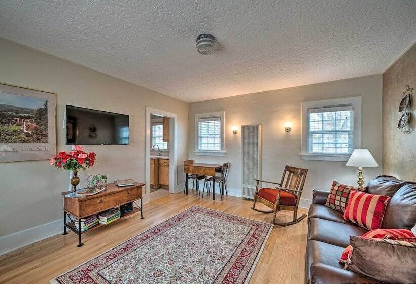 Well Equipped Cody Cottage: 2 Miles To Cody Rodeo!