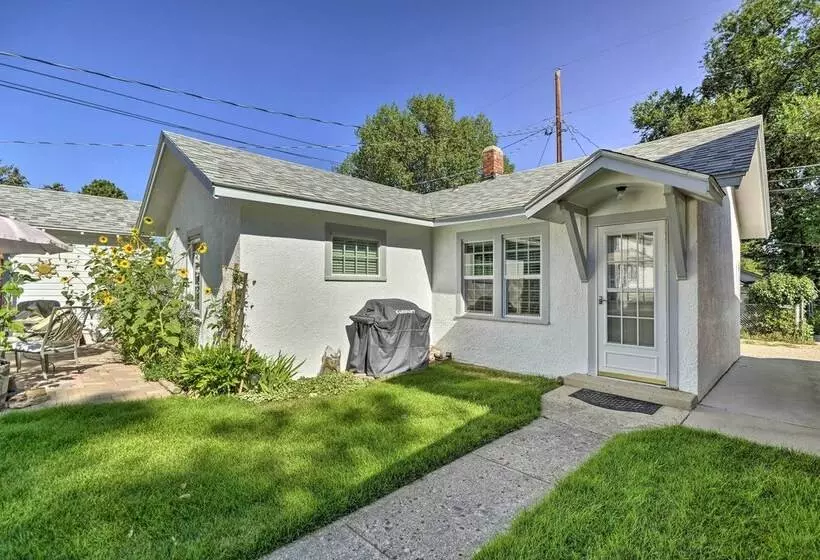 Well Equipped Cody Cottage: 2 Miles To Cody Rodeo!