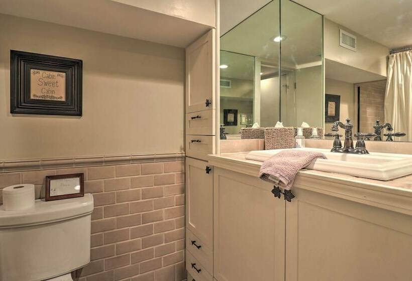 2.5 Acre Lake Toxaway Mtn Lodge W/ Tree House!