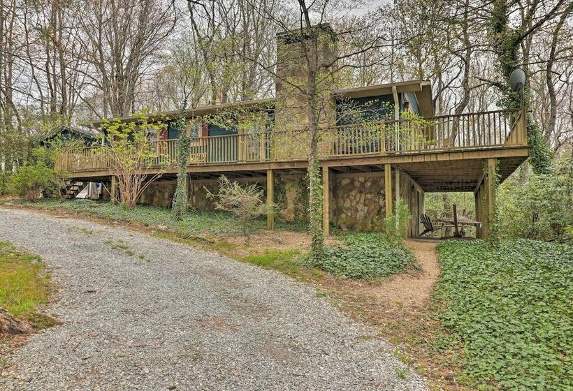 2.5 Acre Lake Toxaway Mtn Lodge W/ Tree House!