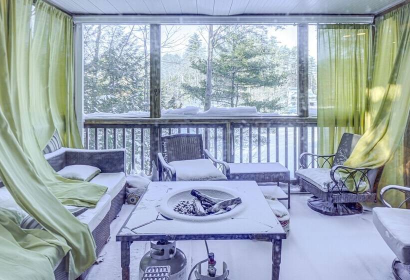 4 Season Home: Fireplace & Fire Pit In Barnstead