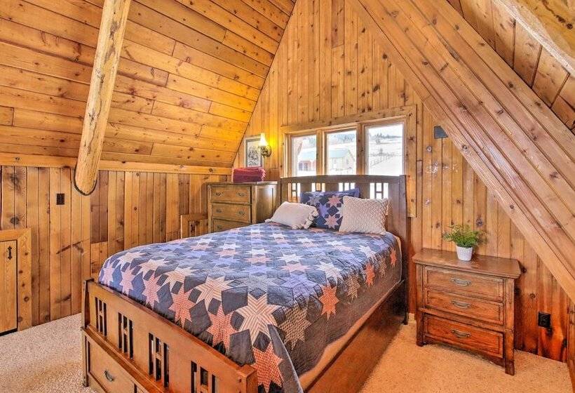 A Frame Home W/ Breathtaking Views & Hot Tub!