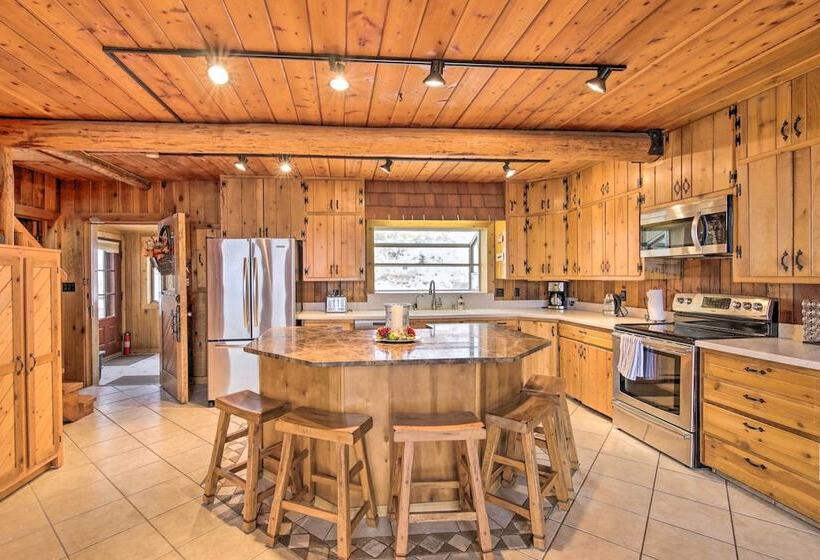 A Frame Home W/ Breathtaking Views & Hot Tub!