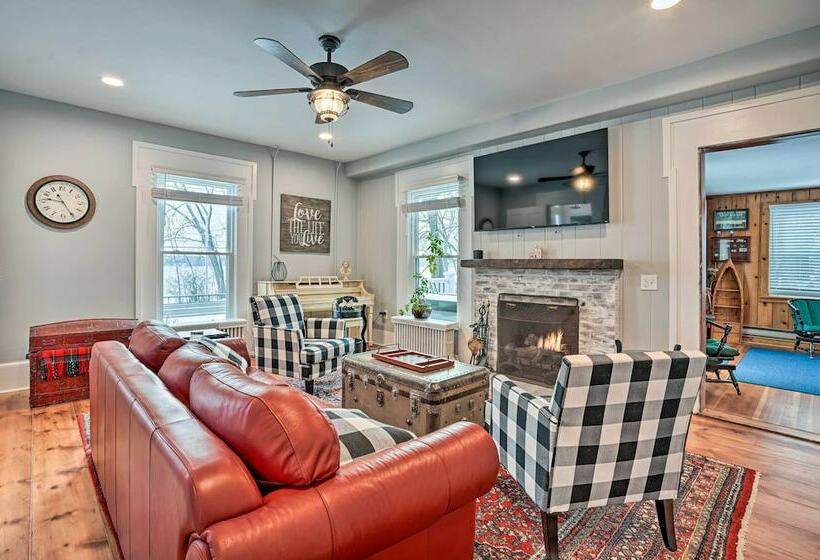 Auburn Home + Fire Pit, Steps To Owasco Lake!