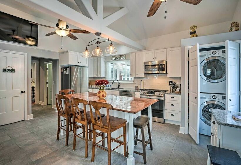 Auburn Home + Fire Pit, Steps To Owasco Lake!