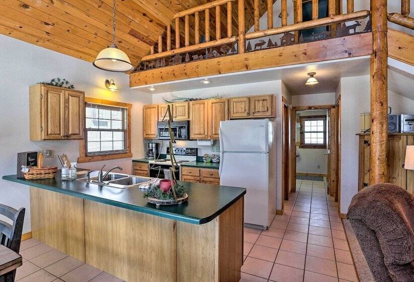 Black Hills Cabin ~ 2 Mi To Terry Peak!