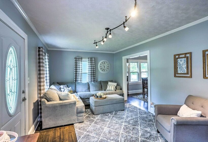 Bright Parma Home W/ Outdoor Space < 10 Mi To Dtwn