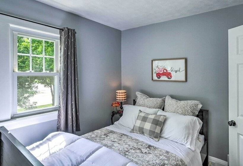 Bright Parma Home W/ Outdoor Space < 10 Mi To Dtwn