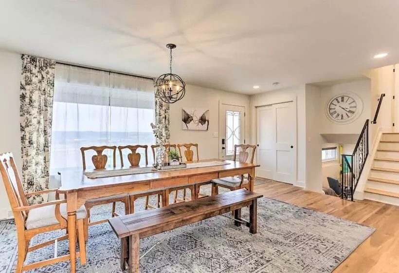 2 Mi To Dtwn Castle Rock: Home W/ Furnished Patio