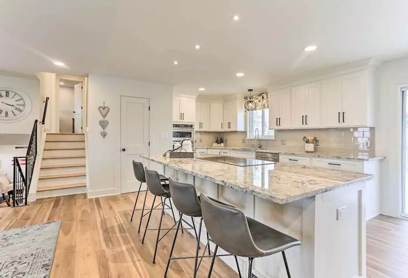 2 Mi To Dtwn Castle Rock: Home W/ Furnished Patio