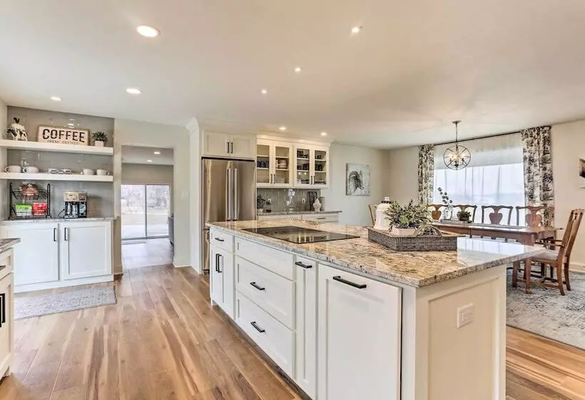 2 Mi To Dtwn Castle Rock: Home W/ Furnished Patio