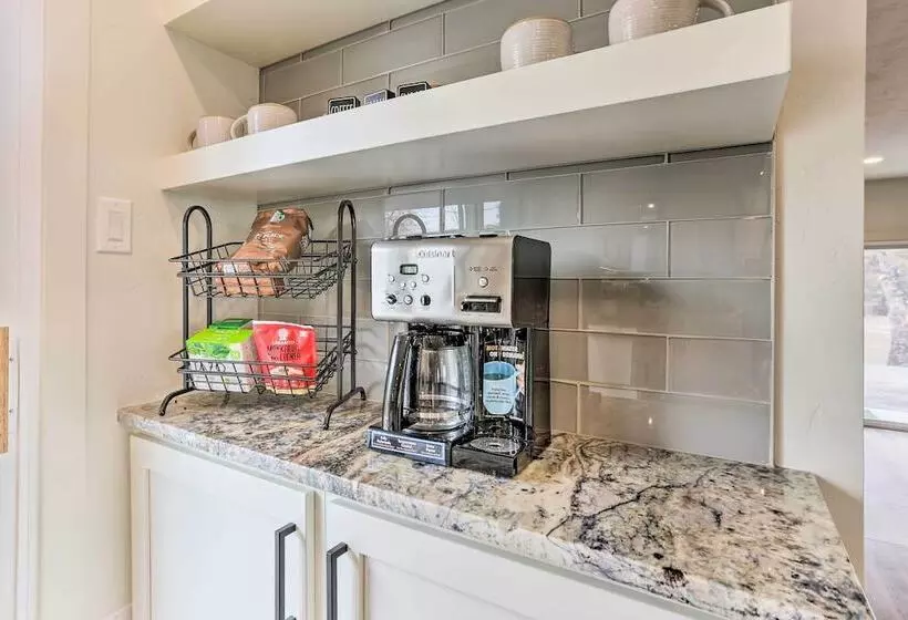 2 Mi To Dtwn Castle Rock: Home W/ Furnished Patio