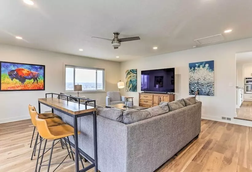 2 Mi To Dtwn Castle Rock: Home W/ Furnished Patio