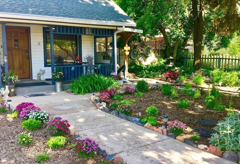 Charming Cedar City Retreat   Walk To Downtown!