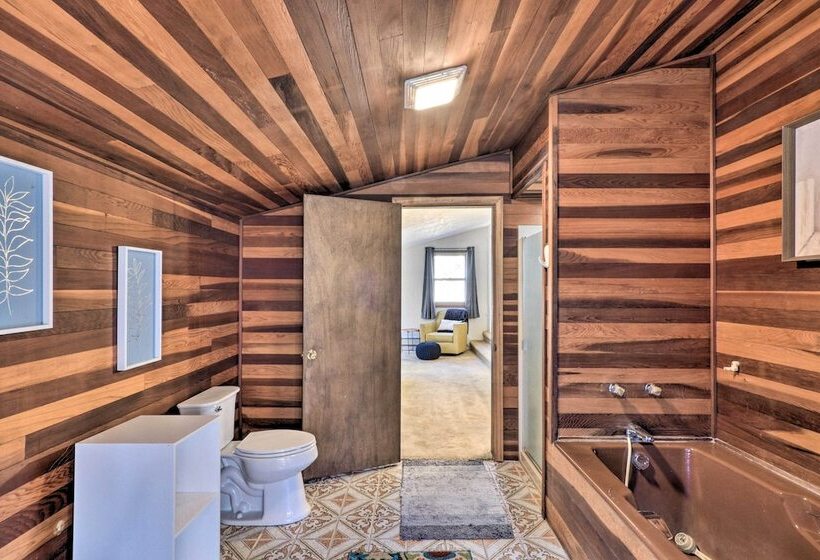 Charming Leadville Retreat W/ Private Hot Tub