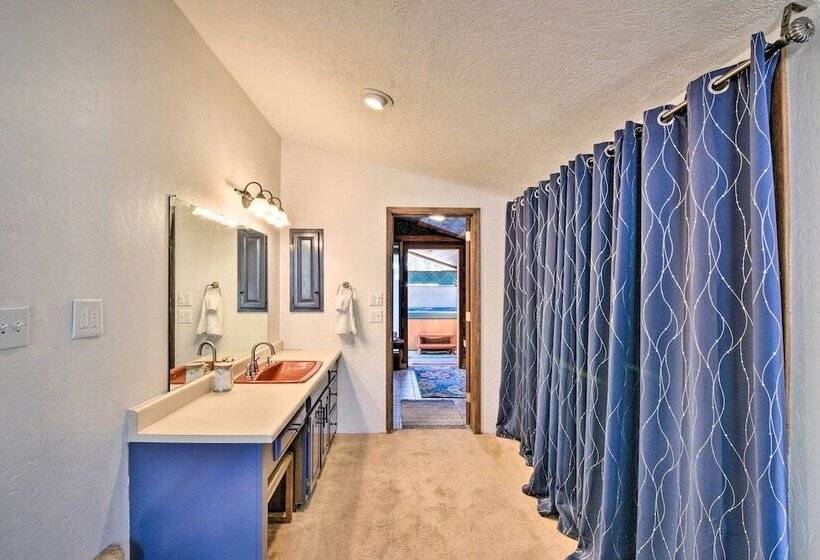 Charming Leadville Retreat W/ Private Hot Tub