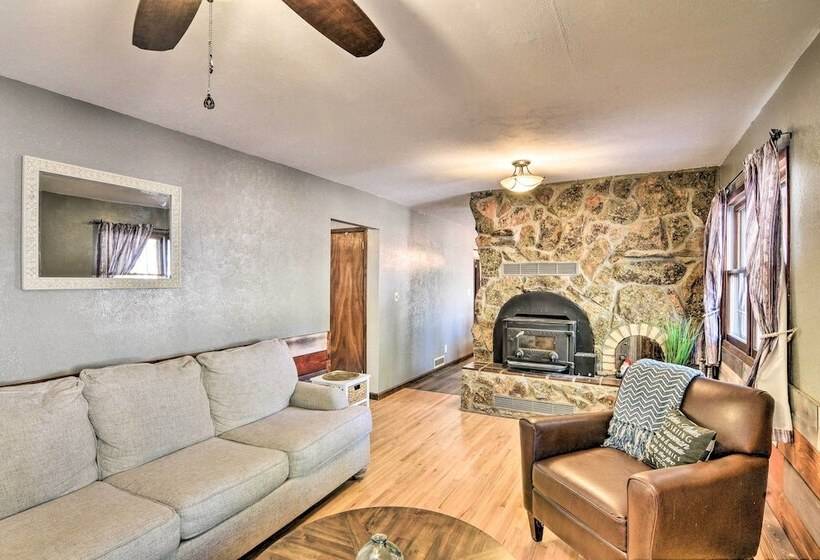 Charming Leadville Retreat W/ Private Hot Tub