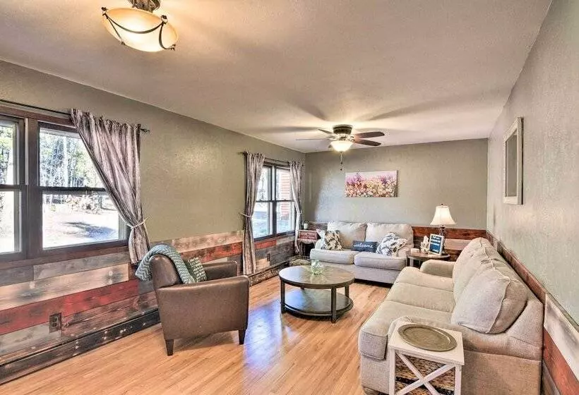 Charming Leadville Retreat W/ Private Hot Tub