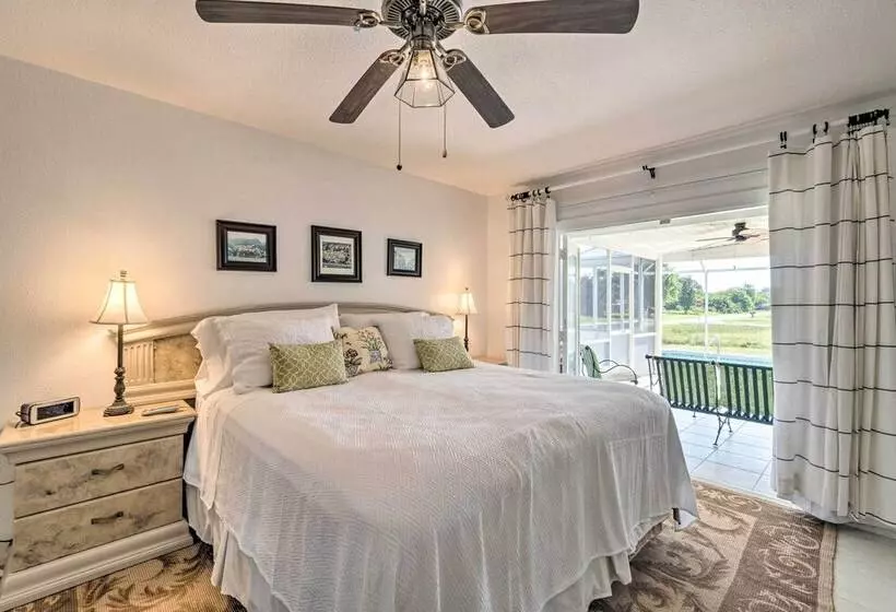 Charming Port Charlotte Home W/ Lanai & Pool!