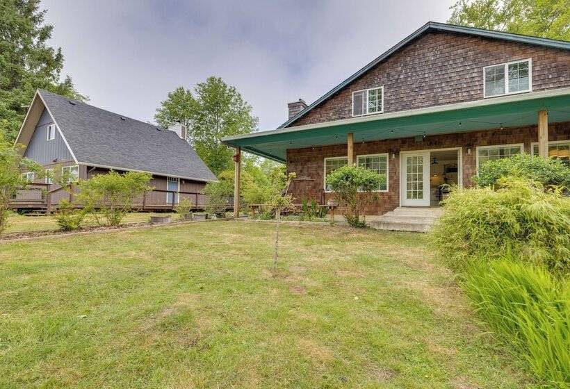 Charming Rockaway Beach House, Walk To Ocean!