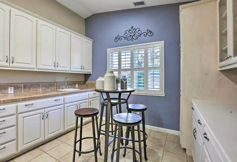 Chic Ranch Style Home On 33 Acre Walnut Ranch