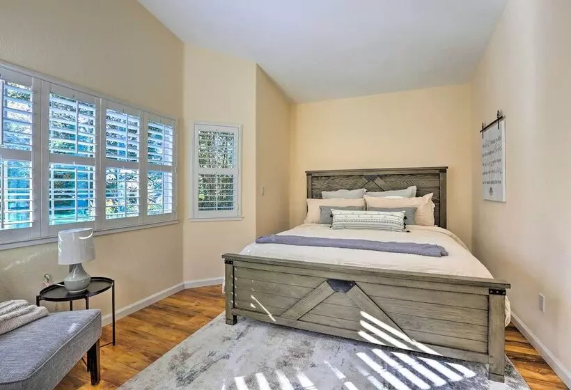 Chic Ranch Style Home On 33 Acre Walnut Ranch