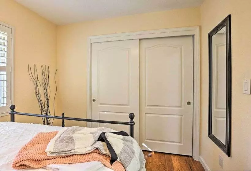 Chic Ranch Style Home On 33 Acre Walnut Ranch