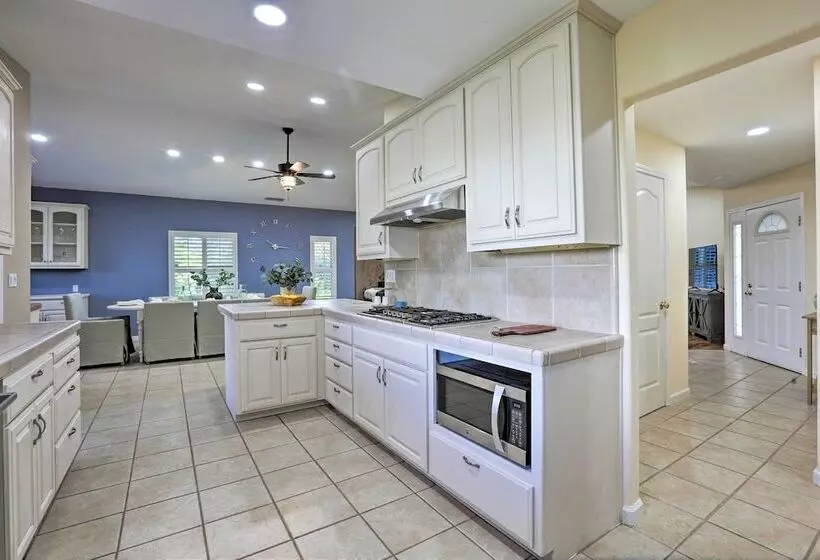 Chic Ranch Style Home On 33 Acre Walnut Ranch