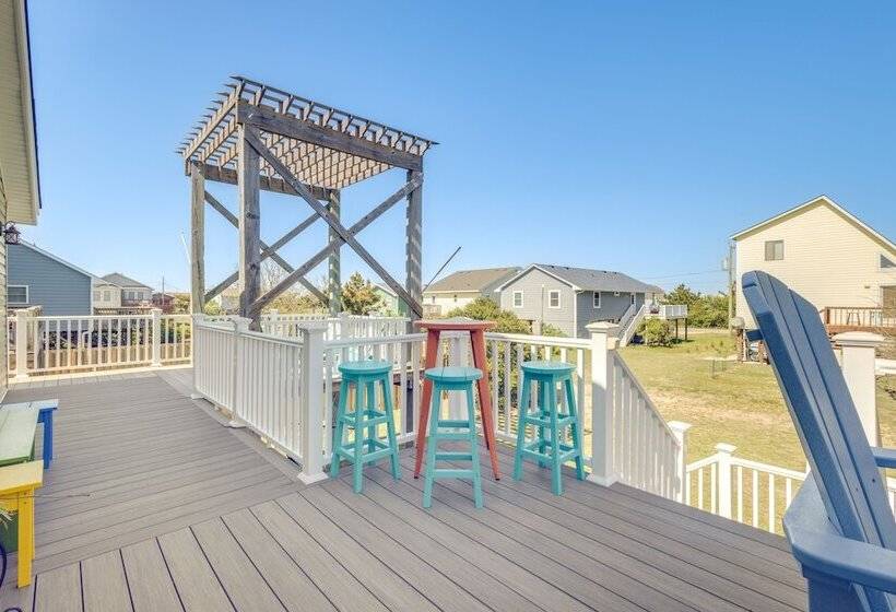 Coastal Home W/ Deck & Outdoor Shower