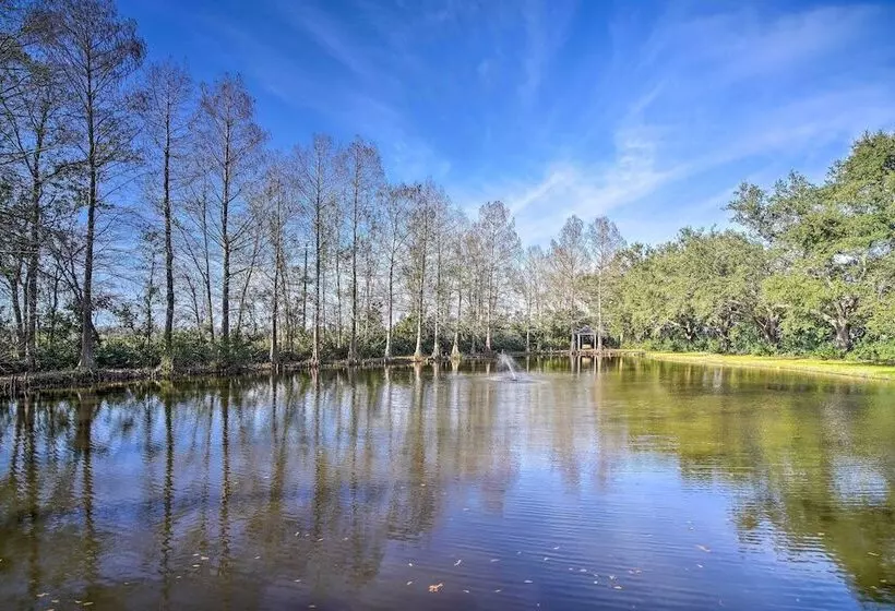 Tranquil Bayou Country Home W/ Pond: 8 Mi To Houma
