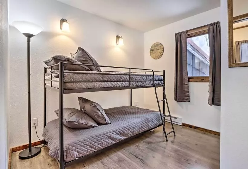 Creekside Cabin < 2 Mi To Hike, Bike & Ski!