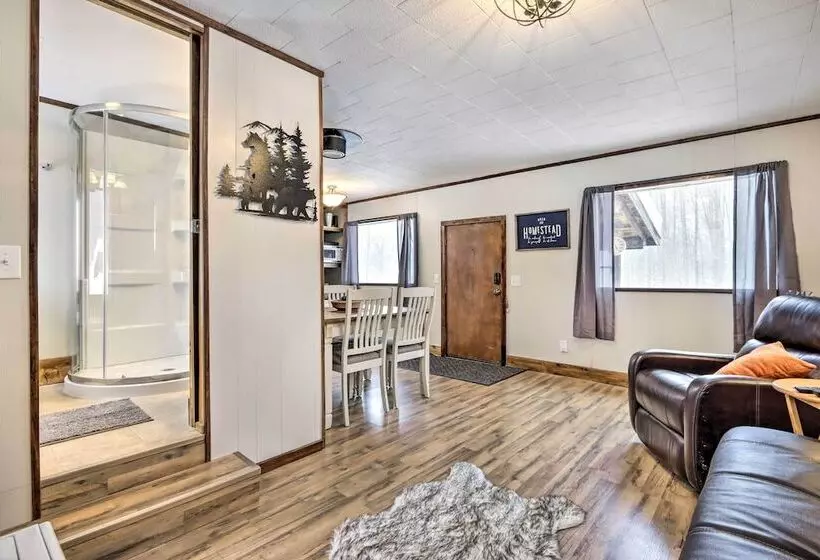 Creekside Cabin < 2 Mi To Hike, Bike & Ski!