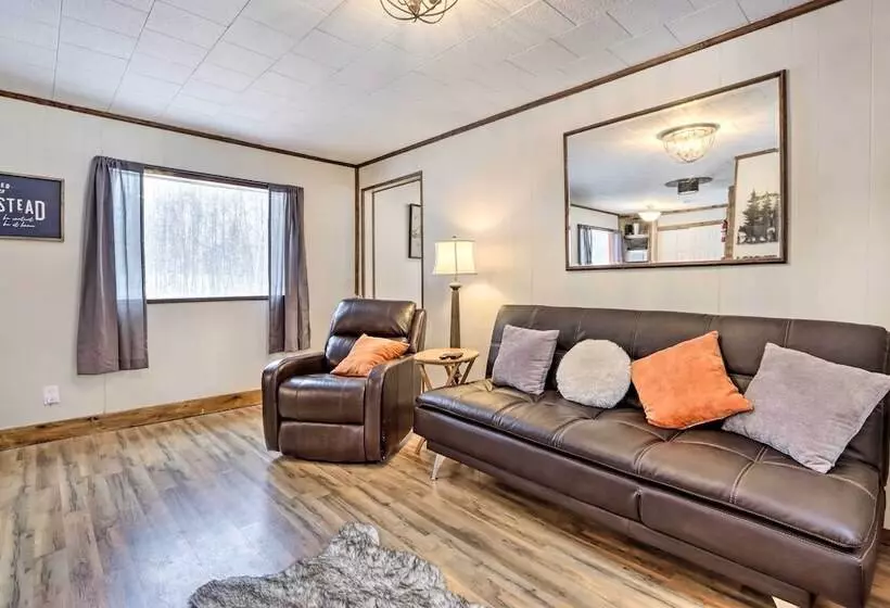 Creekside Cabin < 2 Mi To Hike, Bike & Ski!