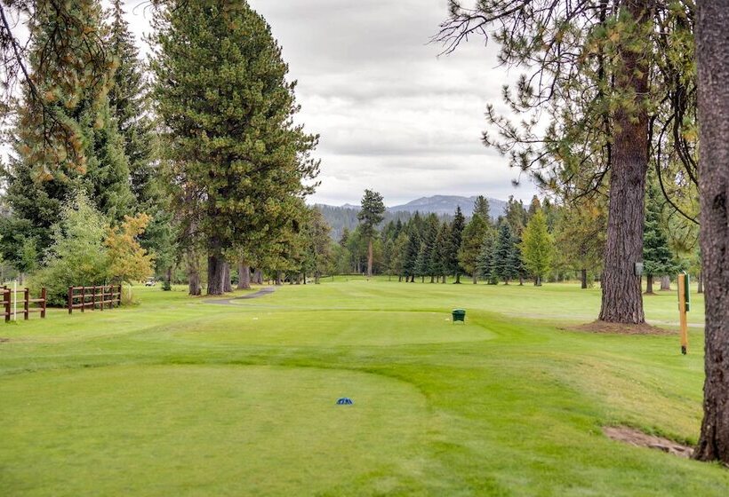 Exquisite Mccall Log Cabin   Walk To Payette Lake!