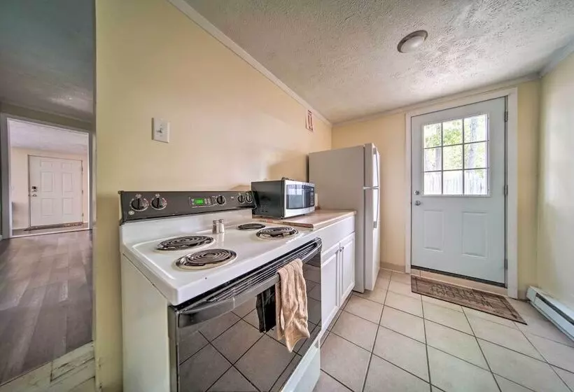 Geneva On The Lake Cottage W/ Patio: Walk To Shore